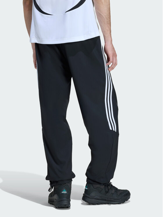 adidas adidas Spodnie materiałowe 152583 Czarny Loose Fit