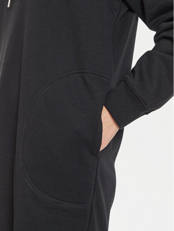 Gap Gap Kötött ruha 498949-03 Fekete Relaxed Fit