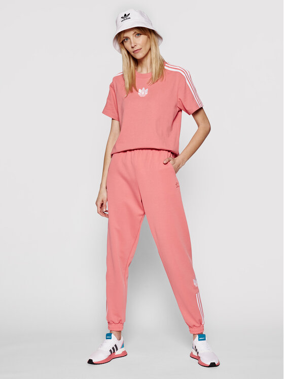 adidas adidas Тишърт adicolor 3D Trefoil GN6702 Розов Loose Fit