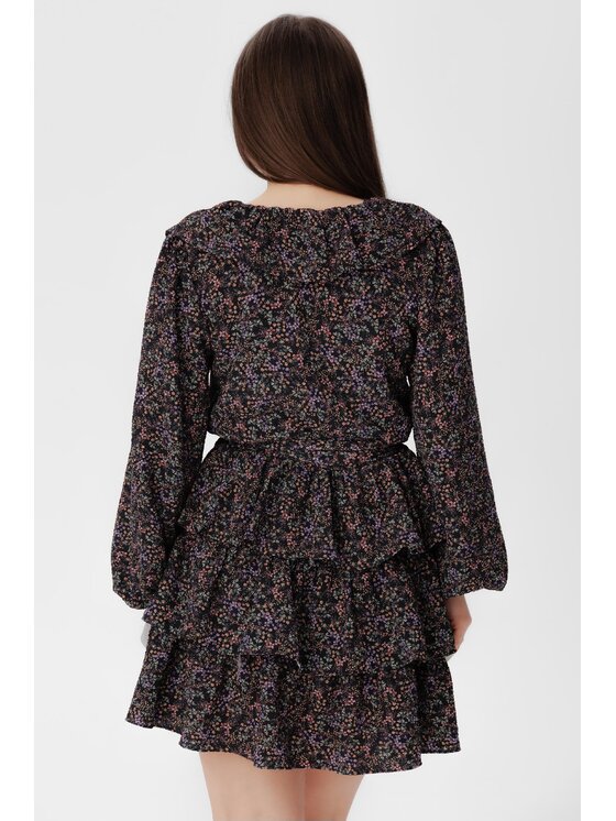 LAURELLA LAURELLA Každodenné šaty LAURELLA 4SS236219 Čierna Regular Fit
