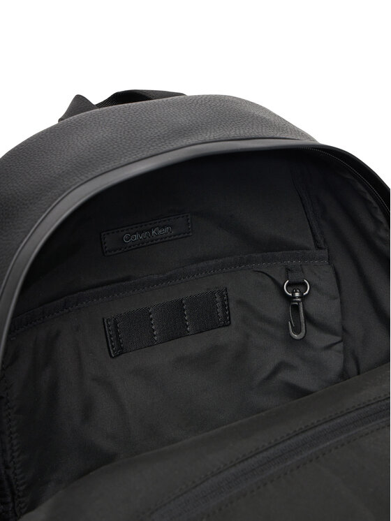 Calvin Klein Calvin Klein Ruksak Ck Must Round Bp K50K513049 Čierna