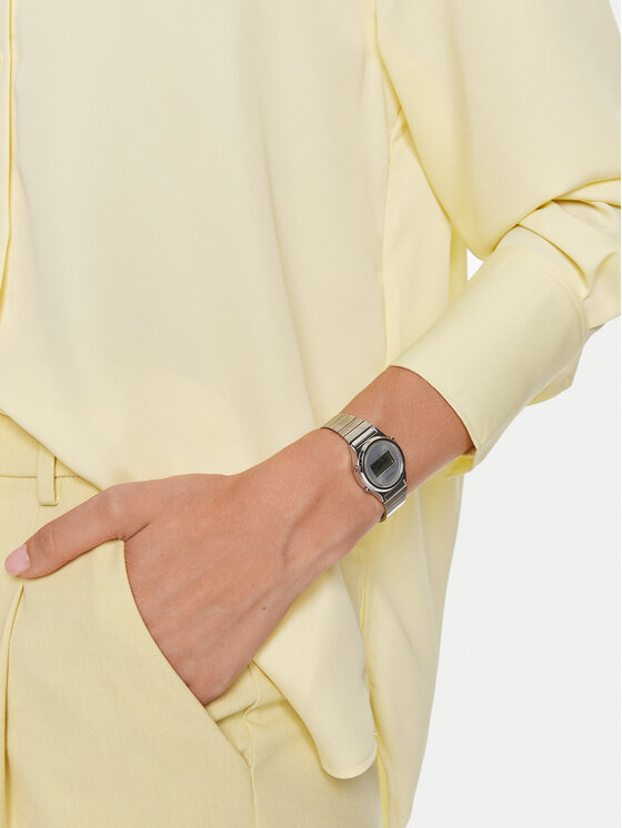 Casio Casio Zegarek LA700WE-7AEF Srebrny