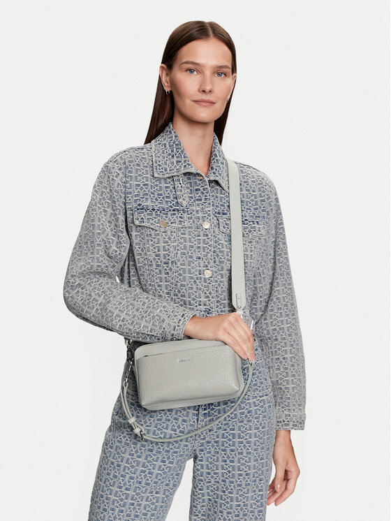 Calvin Klein Calvin Klein Torbica Ck Must Conv Camera Bag K60K612110 Siva