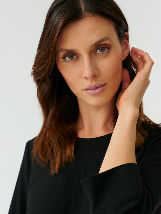Tatuum Tatuum Rochie de zi Skapi T2320.193 Negru Regular Fit