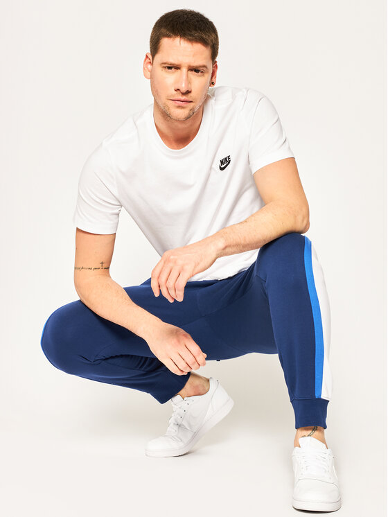 Nike Nike T-Shirt Sportswear Club AR4997 Biały Standard Fit