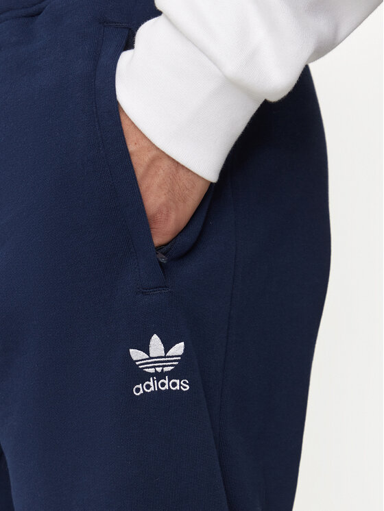 adidas adidas Donji dio trenerke Trefoil Essentials IX7689 Tamnoplava Regular Fit