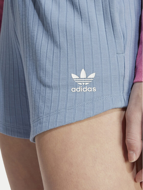 adidas adidas Sportske kratke hlače JX2776 Svijetloplava Loose Fit