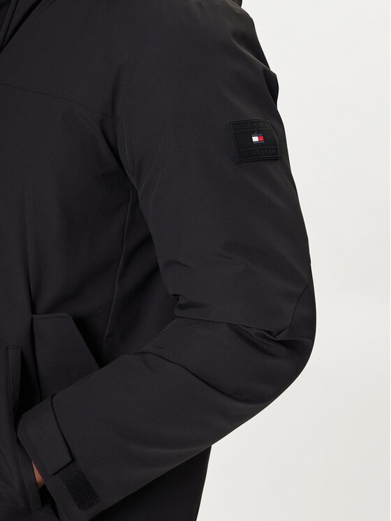 Tommy Hilfiger Tommy Hilfiger Kevad-sügis mantel MW0MW41362 Must Regular Fit