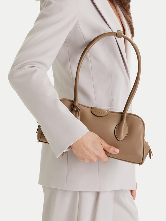 Calvin Klein Calvin Klein Geantă Emblem Trio Shoulder Bag LV04F3369G Bej
