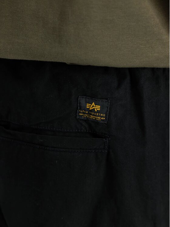 Alpha Industries Alpha Industries Spodnie materiałowe AI.266203 Czarny Regular Fit