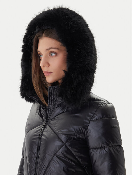 Geox Geox Žieminė striukė Backsie W5628H T3121 F9000 Juoda Regular Fit
