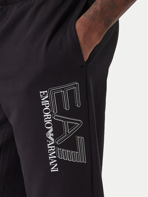 EA7 Emporio Armani EA7 Emporio Armani Teplákové nohavice 7M001316 AF13512 UC001 Čierna Regular Fit