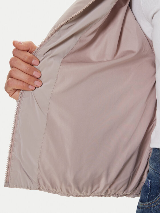 Guess Guess Žieminė striukė V5BL11 WGYC2 Smėlio Regular Fit