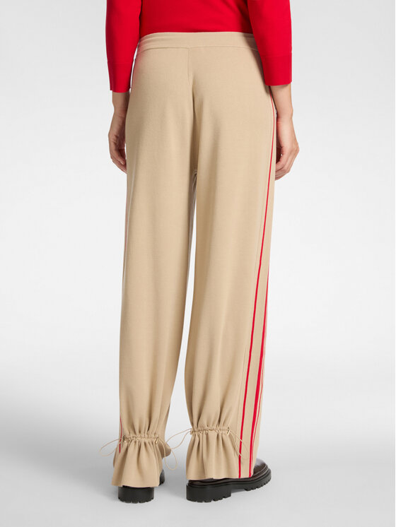 Elena Mirò Elena Mirò Pantaloni di tessuto P621Z000123N0A1 Crema Regular Fit