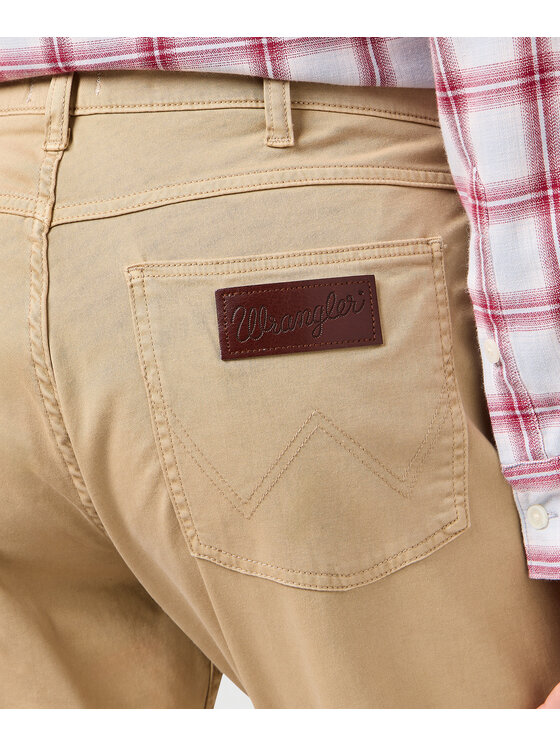 Wrangler Wrangler Spodnie materiałowe 112362345 Beżowy Straight Fit