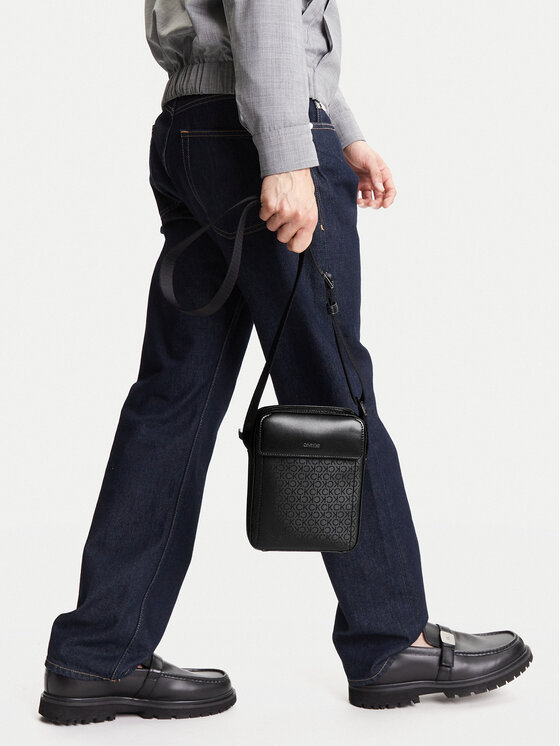 Calvin Klein Calvin Klein Τσαντάκι Ck Sleek Reporter S Mono K50K512883 Μαύρο