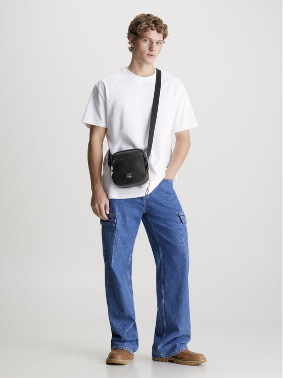Calvin Klein Jeans Calvin Klein Jeans Torbica za okrog pasu Tagged Square Camera Bag18 K50K511779 Črna