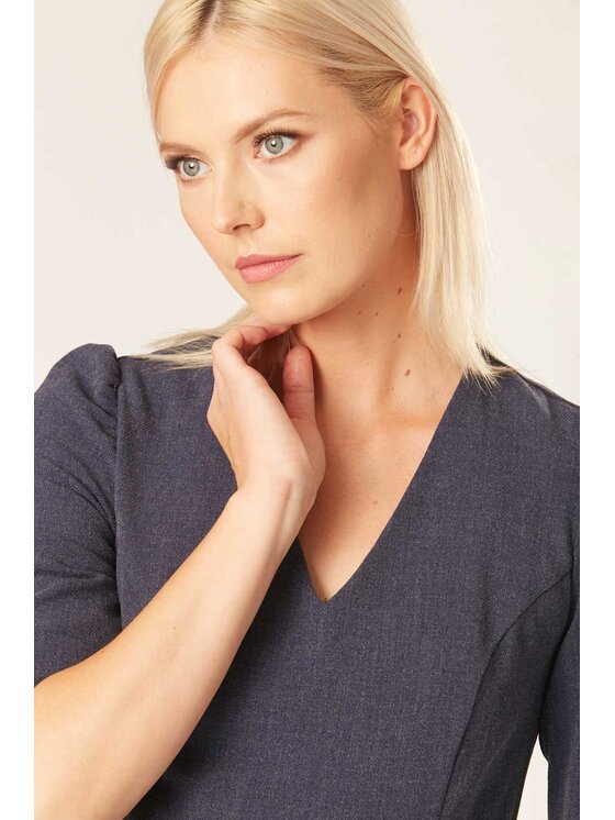 QUIOSQUE QUIOSQUE Každodenné šaty SUITY DRESS Tmavomodrá Regular Fit