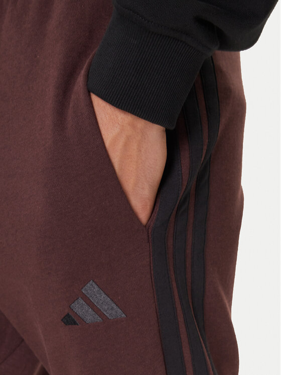 adidas adidas Παντελόνι φόρμας Essentials 3-Stripes JX0749 Καφέ Regular Fit