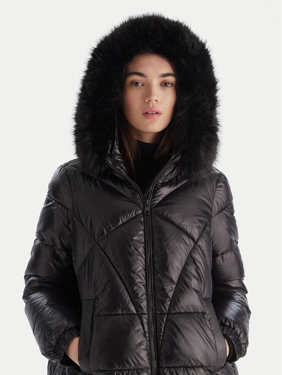 Geox Geox Žieminė striukė Backsie W5628S T3121 F9000 Juoda Oversize