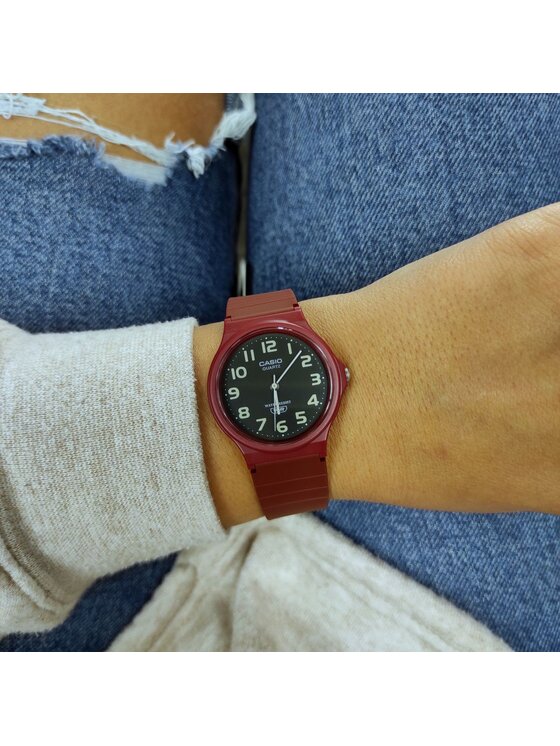 Casio Casio Zegarek MQ-24UC-4BEF Bordowy