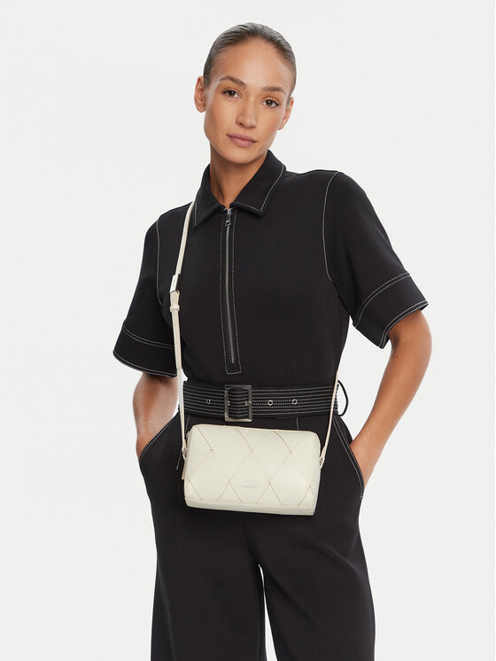Calvin Klein Calvin Klein Torebka Ck Woven Camera Bag K60K613002 Écru