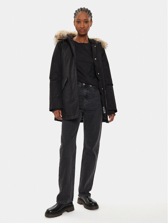 Woolrich Woolrich Μπουφάν πουπουλένιο Arctic Raccoon CFWWOU0538FR UT0001 Μαύρο Regular Fit