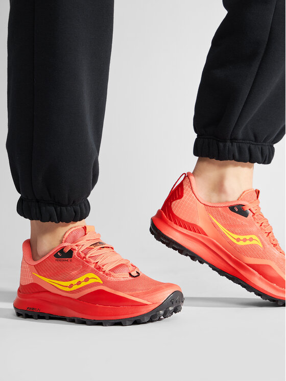 Saucony 32 top