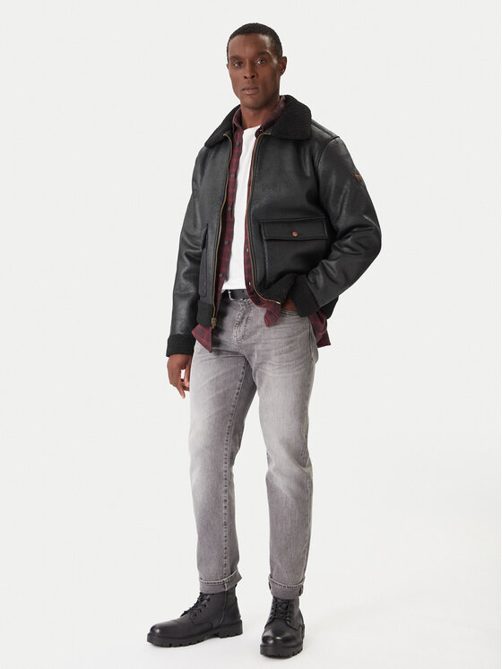 Wrangler Wrangler Jacke aus Kunstleder Shearling 112371854 Schwarz Regular Fit