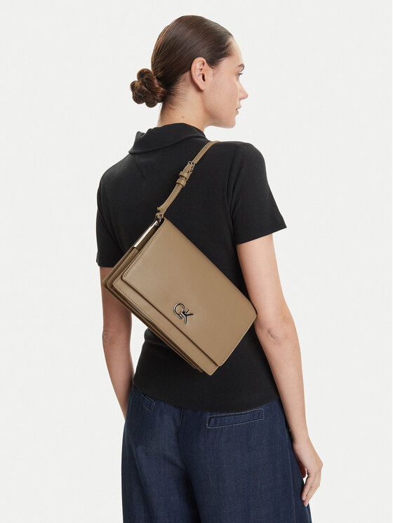 Calvin Klein Calvin Klein Käekott Ck Elongated Shoulder Bag K60K612807 Beež
