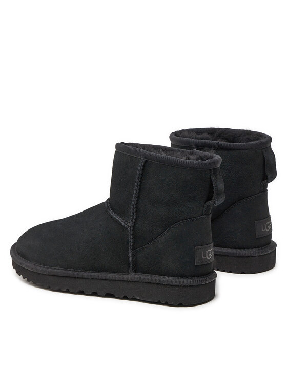 Ugg Ugg Cizme de zăpadă W Classic Mini II 1016222 Negru