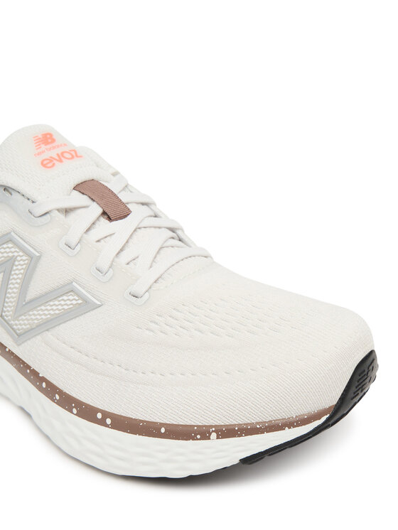 New Balance New Balance Pantofi pentru alergare Evoz WEVOZRE4 Bej