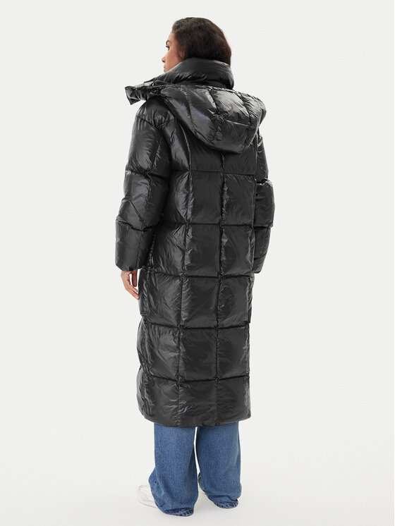 Tommy Jeans Tommy Jeans Vatovaná bunda Alaska DW0DW21615 Čierna Relaxed Fit