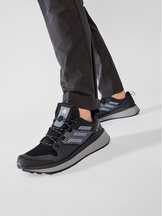 adidas Trekingová obuv Terrex Folgian Hiker EF0404 Černá | Modivo.cz