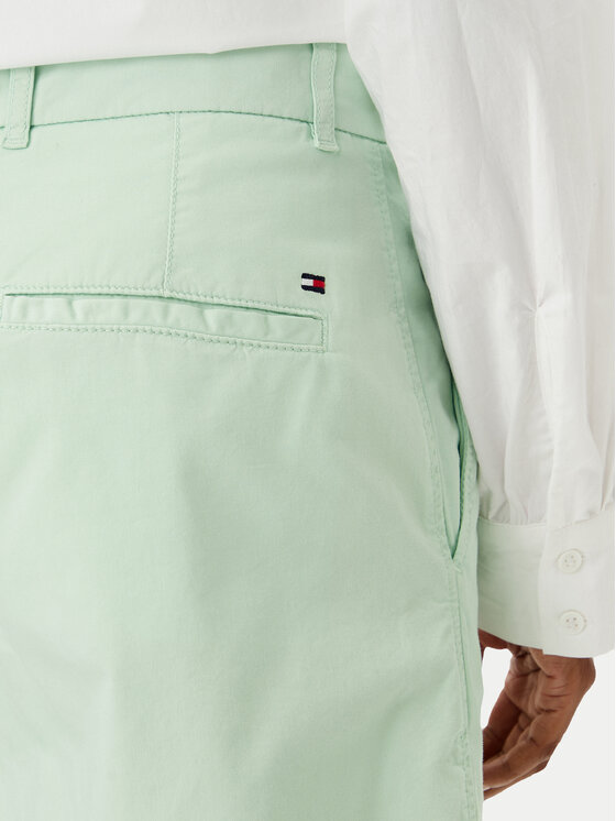 Tommy Hilfiger Tommy Hilfiger Pantalon scurți din material WW0WW42457 Verde Regular Fit
