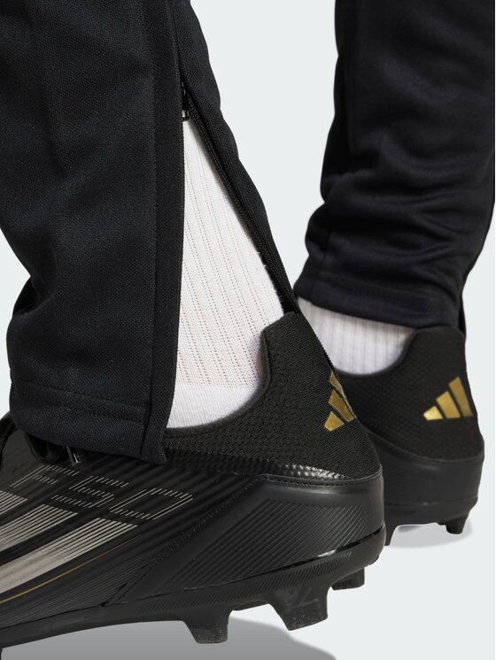 adidas adidas Spodnie dresowe 144121 Czarny Regular Fit