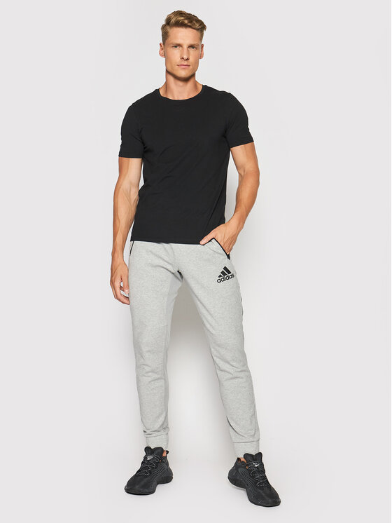 adidas Παντελόνι φόρμας Designed To Move Sport Motion Logo H28789 Γκρι  Regular Fit • Modivo.gr