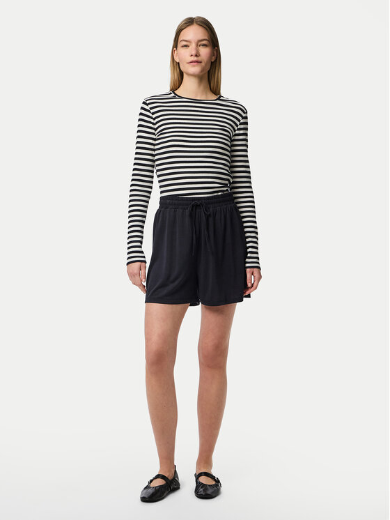 Pieces Pieces Šortky z materiálu Anora 17148783 Černá Regular Fit