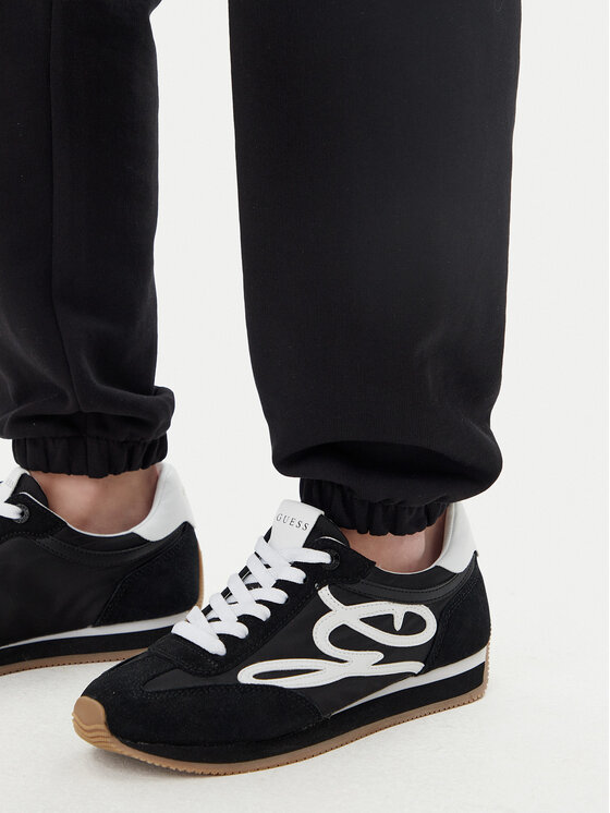 Guess Guess Jogginghose V5YB17 KCRP0 Schwarz Regular Fit