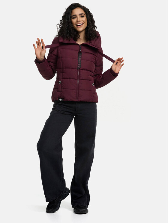 Navahoo Navahoo Kurtka zimowa Amayaa Czerwony Regular Fit