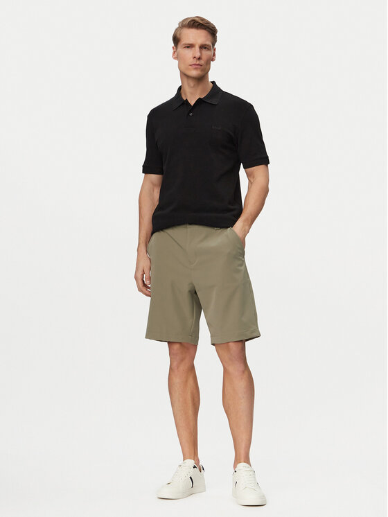 Guess Guess Szövet rövidnadrág M6GD36 W2169 Khaki Regular Fit