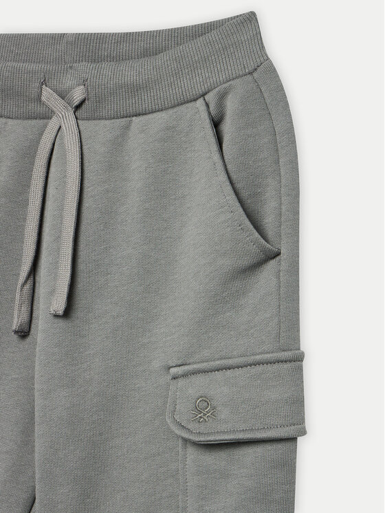 United Colors Of Benetton United Colors Of Benetton Jogginghose 3FWYGF045 Grau Regular Fit