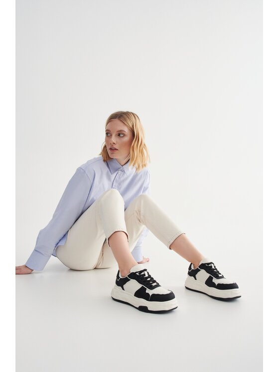 Estro Estro Sneakersy ER00113581 Czarny