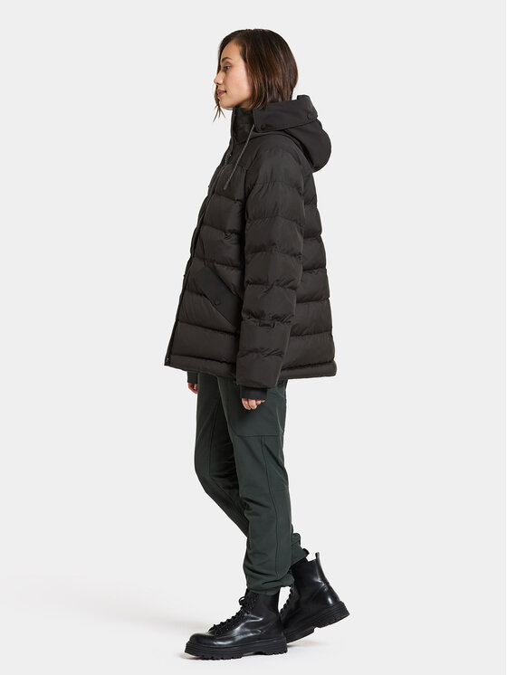 Didriksons Didriksons Zimní bunda Filippa Wns Jkt 2 504834 Černá Regular Fit