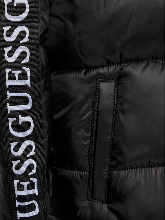 Guess Guess Zimska jakna L3YL01 WEGY0 Crna Regular Fit