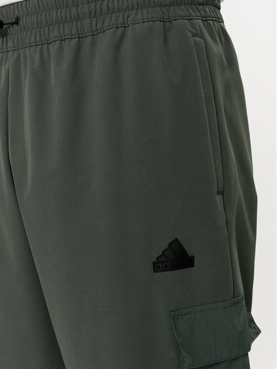 adidas adidas Donji dio trenerke City Escape Premium IN3699 Zelena Regular Fit