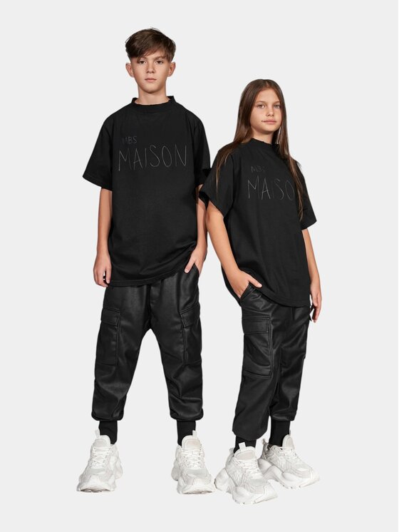 MADE BY SOCIETY MADE BY SOCIETY T-Shirt MBS MAISON - T37579 Czarny Basic Fit