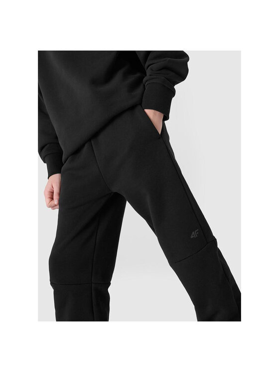 4F 4F Pantaloni da tuta 4FJWSS25TTROM1103-20S Nero Regular Fit