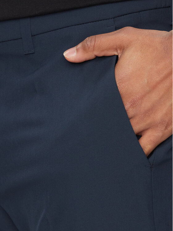 Boss Chinos T_Commuter 50495497 Dunkelblau Slim Fit | Modivo.de 