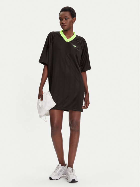 adidas adidas Kasdieninė suknelė adicolor Football Jacquard KB8152 Juoda Oversize